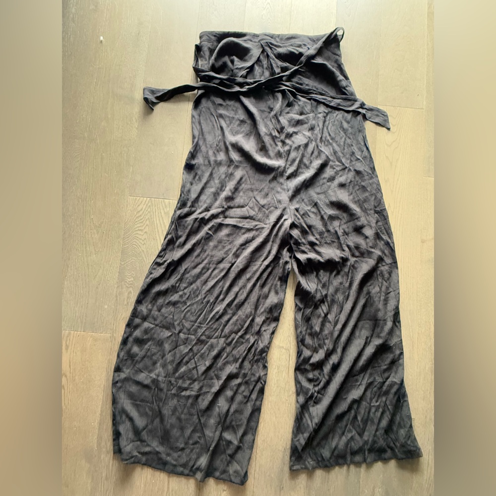 Halara Black Wide-Leg Jumpsuit. NWT